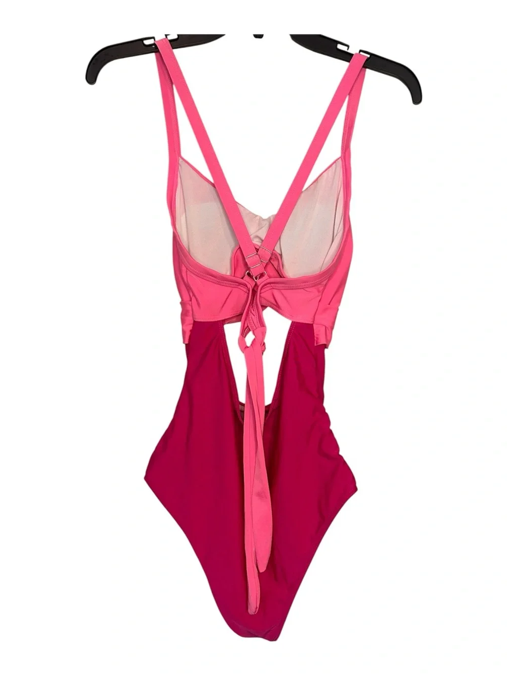 Women’s Pink Two Toned One Piece Swim Suit With Small Cutout Size Medium‎